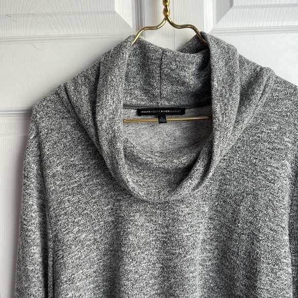 WHBM cropped sweater - Picture 2 of 6